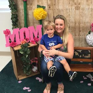 Meet your Posher, Hillary